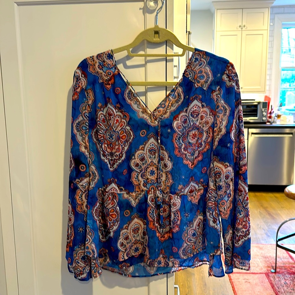 Woman’s Ecru Paisley print blouse size medium